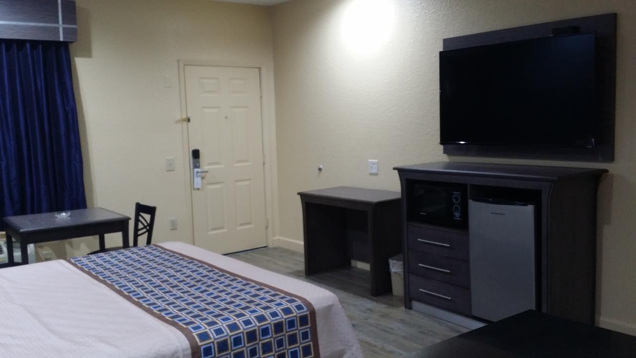 Americas Best Value Inn & Suites Northeast יוסטון מראה חיצוני תמונה