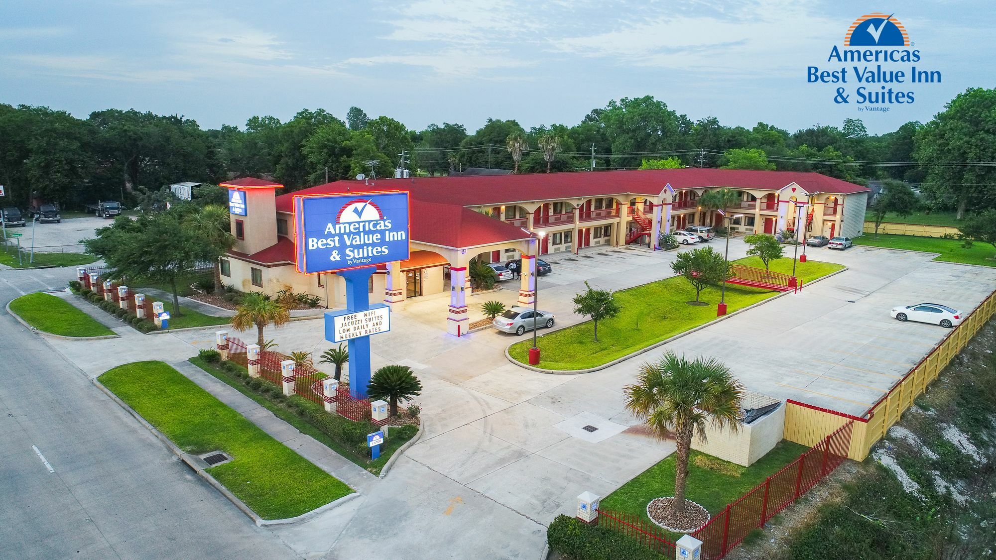 Americas Best Value Inn & Suites Northeast יוסטון מראה חיצוני תמונה